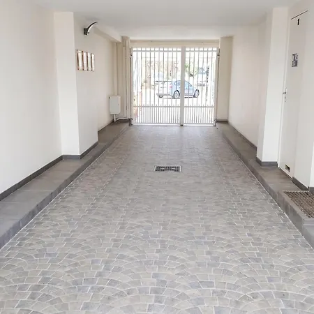 Confort A - 20 M² Avec Barbecue Et Terrasse 耶尔